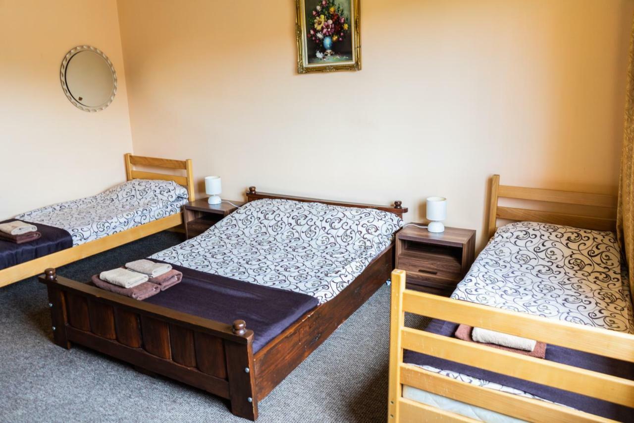 Hostel Villa Roma Lviv Eksteriør billede