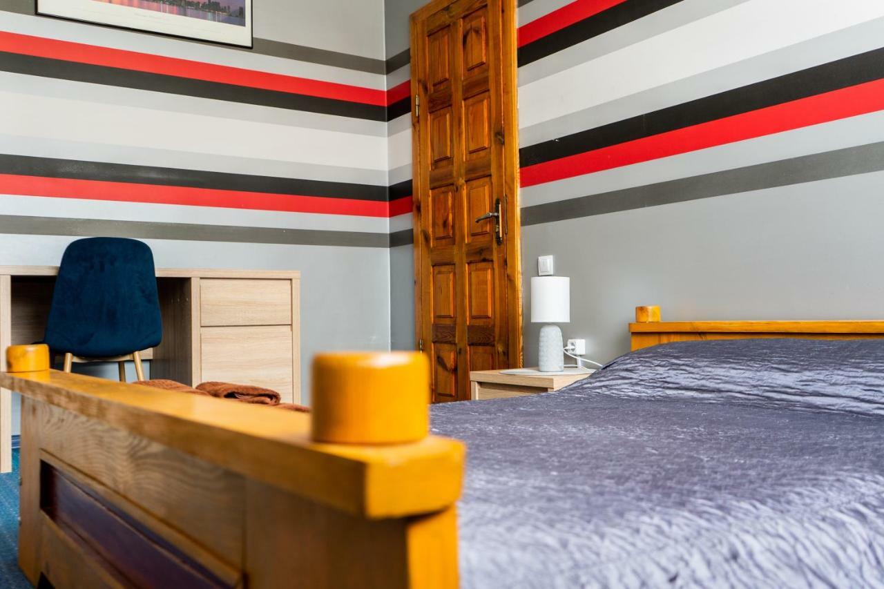 Hostel Villa Roma Lviv Eksteriør billede