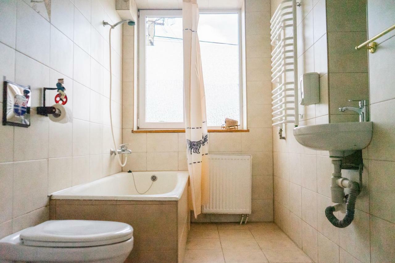 Hostel Villa Roma Lviv Eksteriør billede