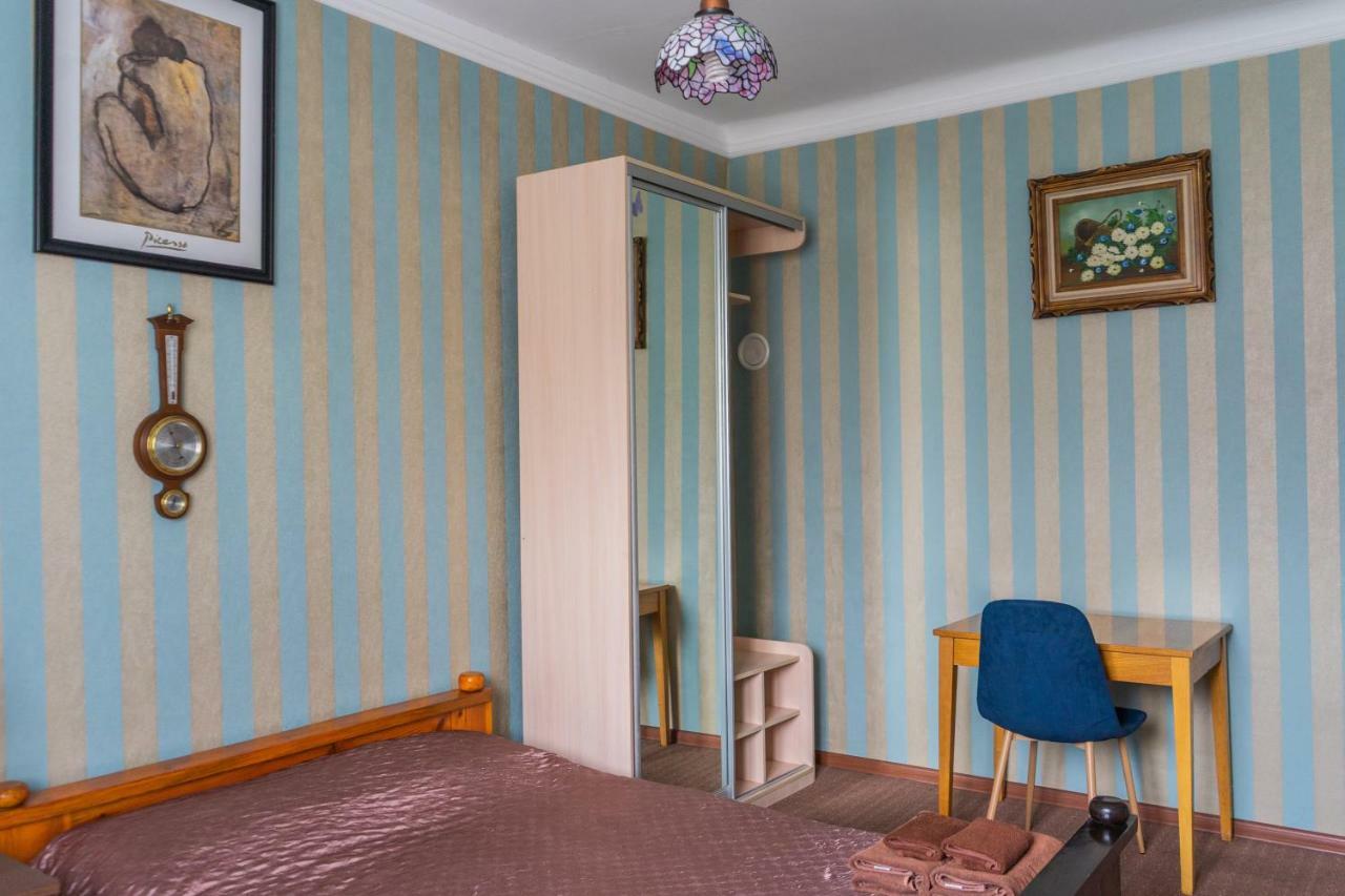 Hostel Villa Roma Lviv Eksteriør billede